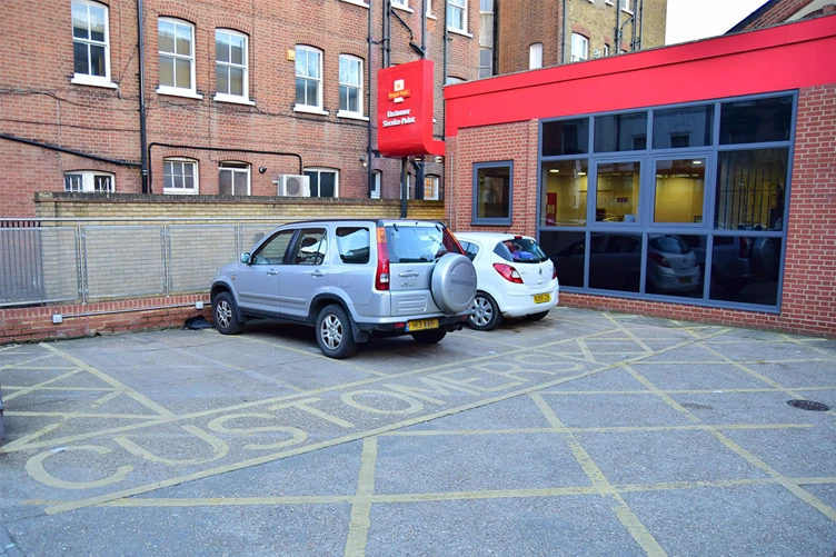 Fulham Delivery Office Parking